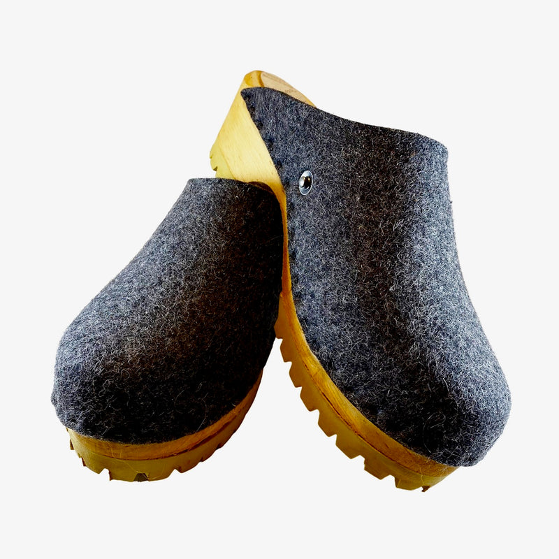 Anthracite Wool Mountain Clogs