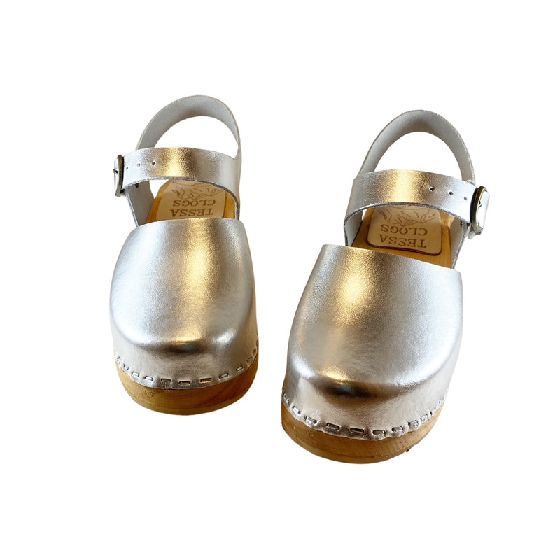 Silver Metallic Leather Moa sandal traditional Heel
