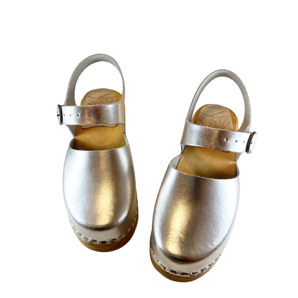 Silver Metallic  Leather Moa sandal traditional Heel