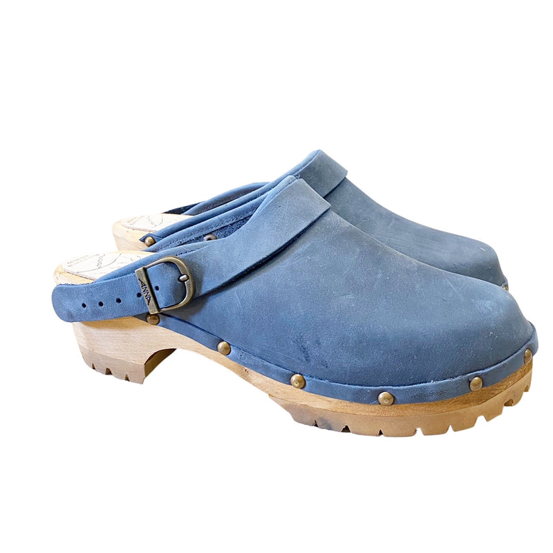 Denim Oiled Tanned Traditional Heel with Decorative Nails and heel strap
