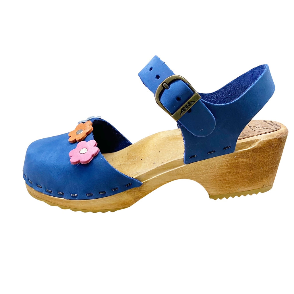 Childrens Flower Moa Sandal in Lapis lazuli nubuck leather