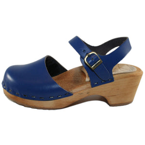 Children's Closed Toe Gold Moa Sandal - In Stock