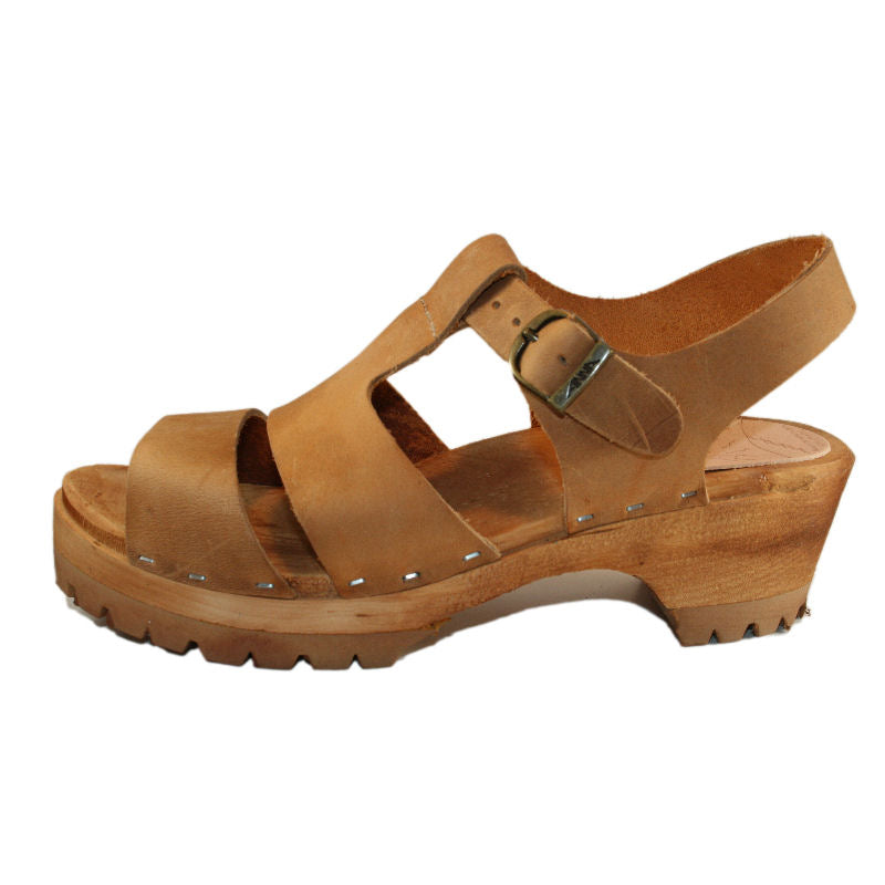 Tan Oiled Tanned Leather Tina Sandal Mountain Sole