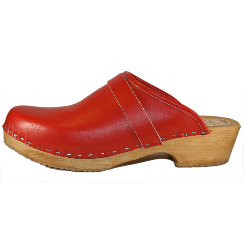 Men's Red Traditional Heel Clogs Stapled Strap
