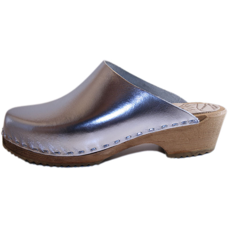 Leather Clogs traditional Heel in Silver No strap