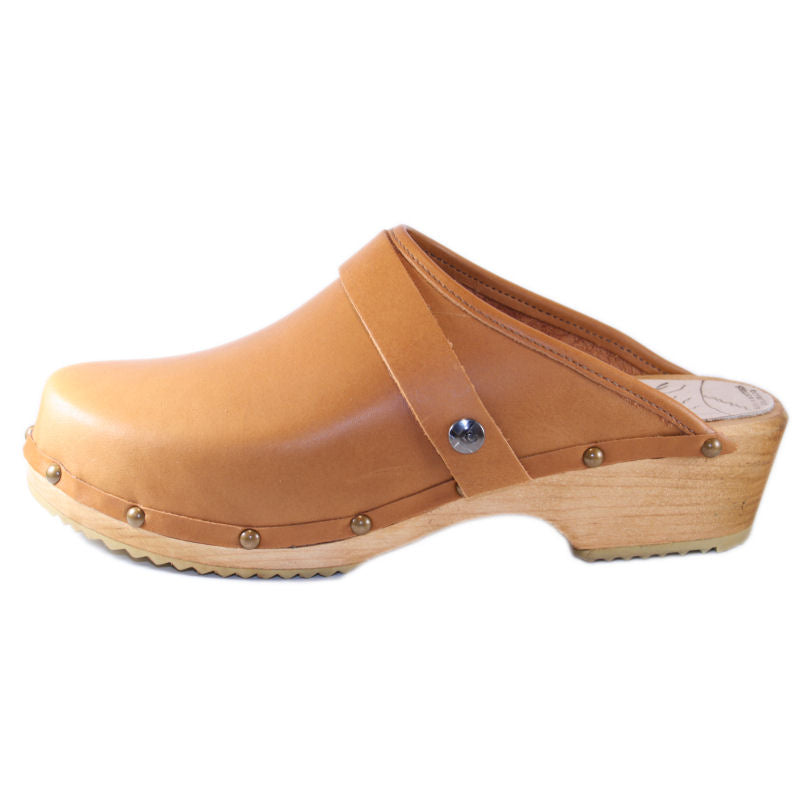 SunriseOil Tannead Leather Traditional Heel with decorative nails