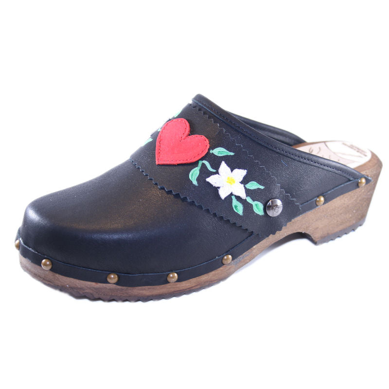 Black Clogs with Sewn Hedi Snap Strap