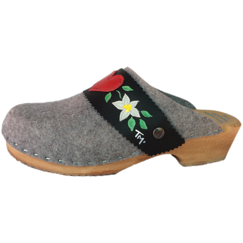 Felt clogs 2025